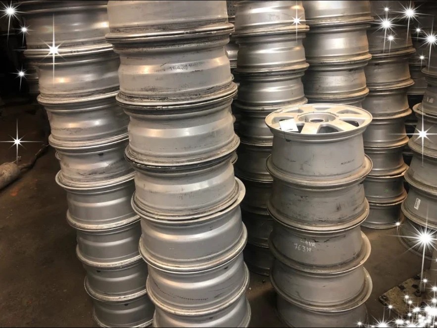 Facebook-inlägg: Utförsäljning av aluminiumfälgar